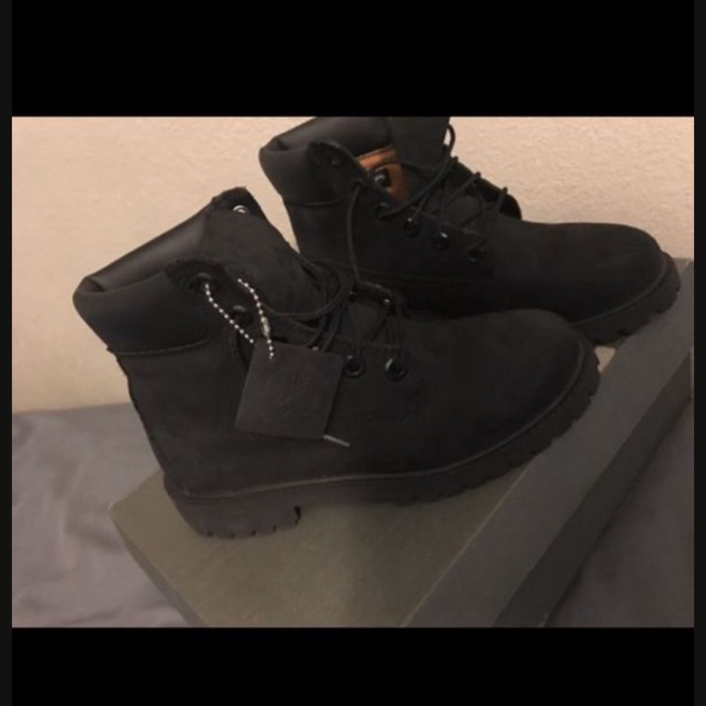 Timberland - Picture 2 of 3